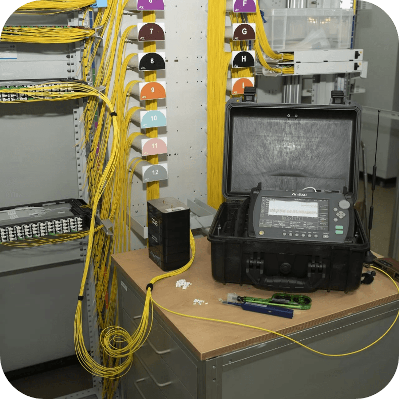 cloudOTDR fault finding in a fiber patching room